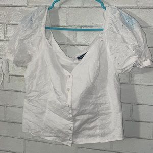 Off shoulder crop blouse sleeve tie